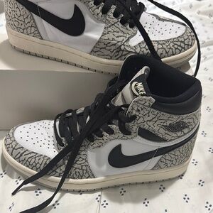 2023
Nike Air Jordan 1 Retro High OG 'White cement